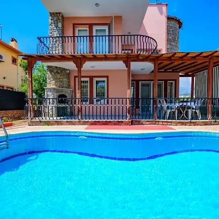 빌라 Guen-Day Homes - Begonya Villa *