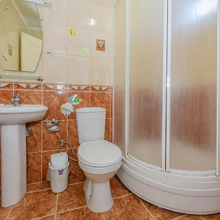Guen-Day Homes - Begonya Villa Villa